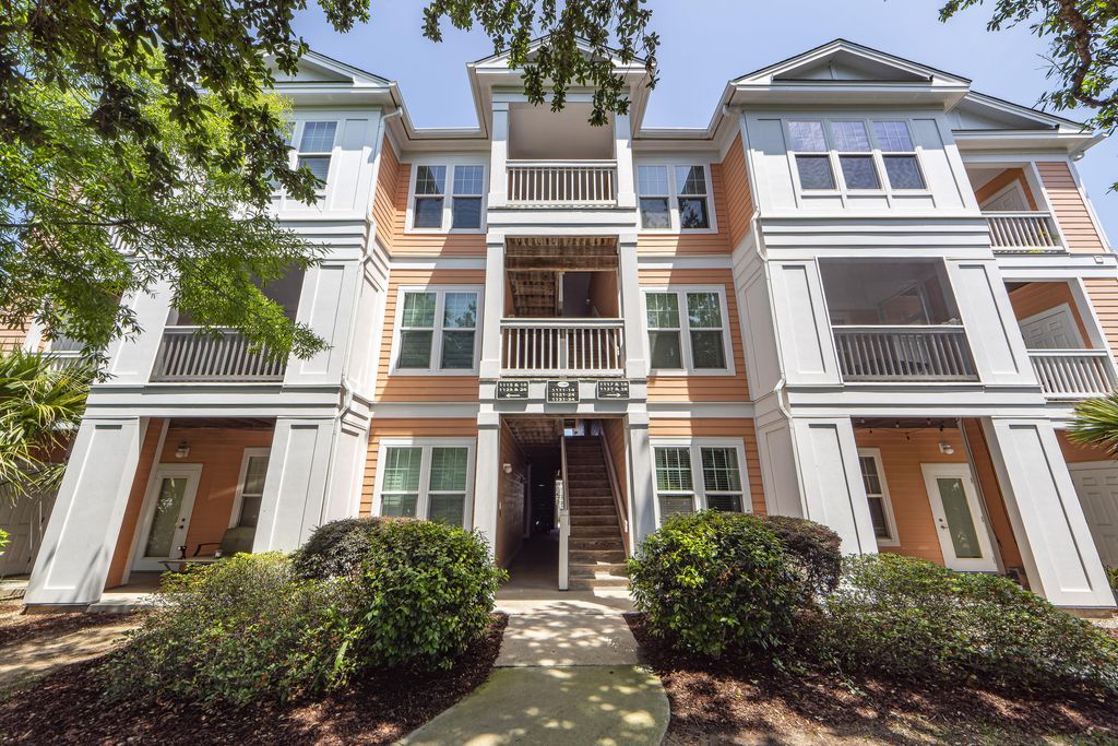 1113 Rosewood Lane, Mount Pleasant, SC 29464