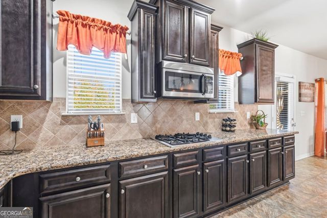 416 Union Grove Way, Mcdonough, GA 30252