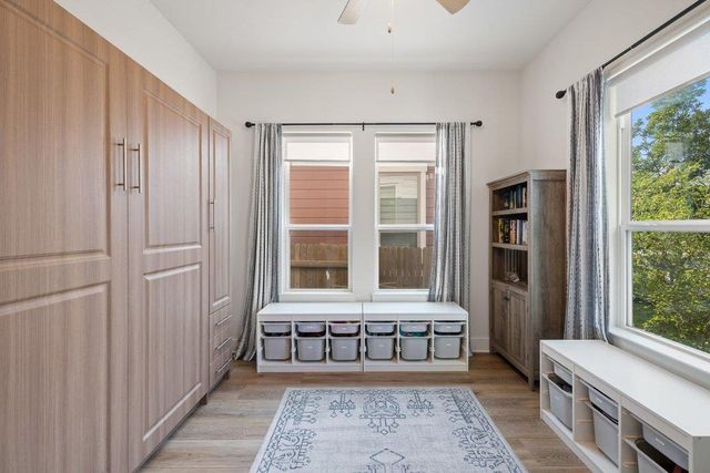 5009 Camacho ST, Austin, TX 78723