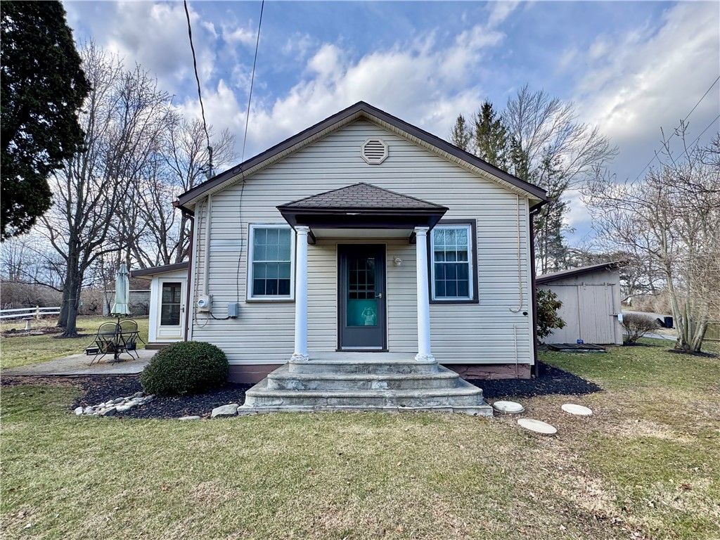 397 County Road 64, Big Flats, NY 14903