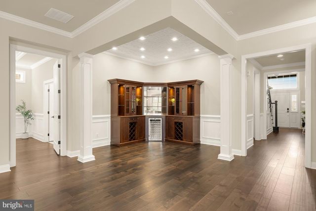 6202 CHANCELLORSVILLE DR, Gainesville, VA 20155