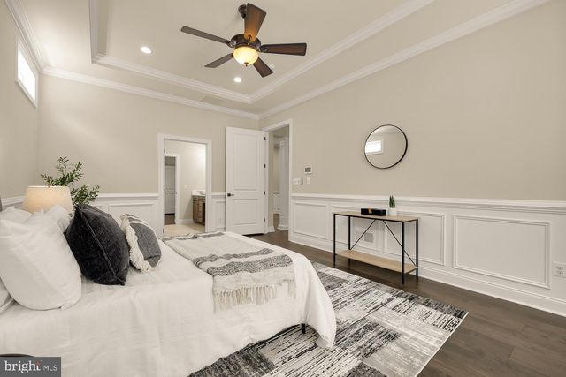 6202 CHANCELLORSVILLE DR, Gainesville, VA 20155