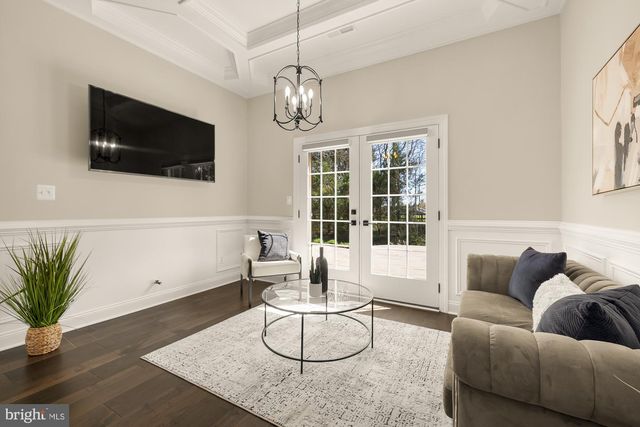 6202 CHANCELLORSVILLE DR, Gainesville, VA 20155