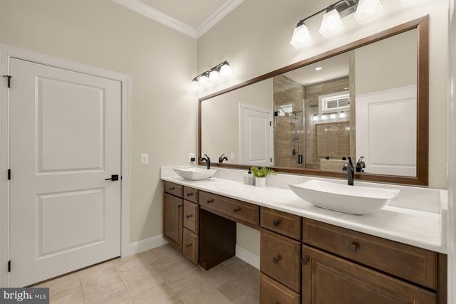 6202 CHANCELLORSVILLE DR, Gainesville, VA 20155