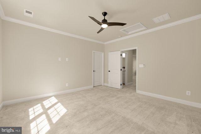 6202 CHANCELLORSVILLE DR, Gainesville, VA 20155