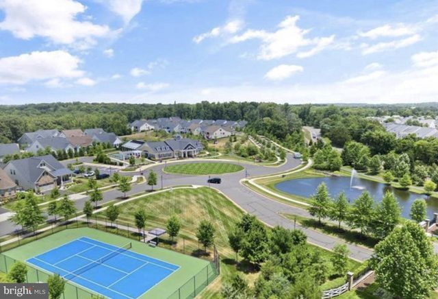 6202 CHANCELLORSVILLE DR, Gainesville, VA 20155