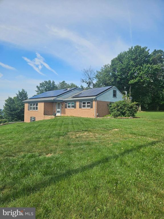 332 INDIAN HEAD RD, Columbia, PA 17512