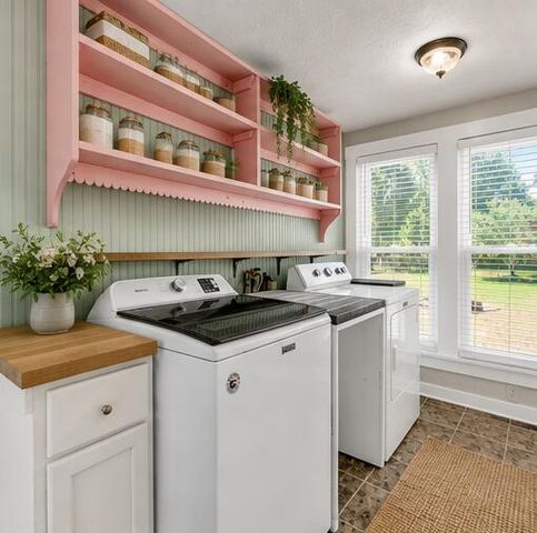 106 E Mount Vernon Road, Billings, MO 65610