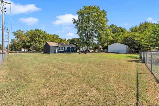 106 E Mount Vernon Road, Billings, MO 65610