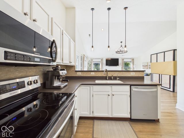 8801 Harrison Parkway, Fishers, IN 46038