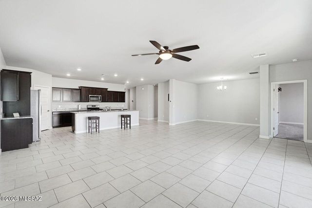 552 W Weldon Street, Vail, AZ 85641