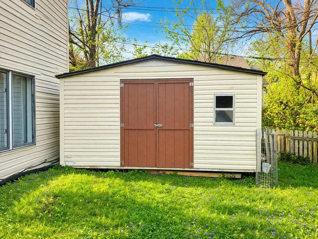 4916 S Buckingham Lane, Springfield, MO 65810