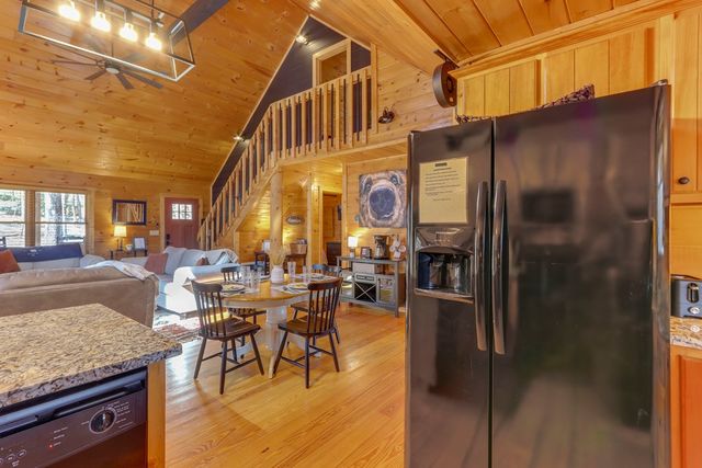 216 Brookhaven Trail, Blue Ridge, GA 30513