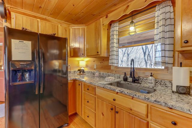 216 Brookhaven Trail, Blue Ridge, GA 30513