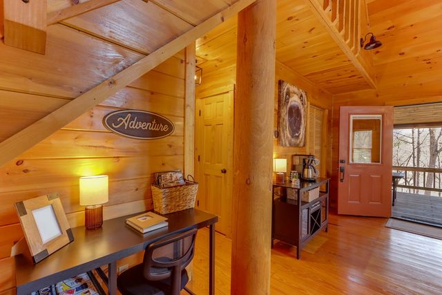 216 Brookhaven Trail, Blue Ridge, GA 30513