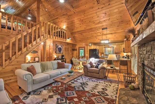 216 Brookhaven Trail, Blue Ridge, GA 30513