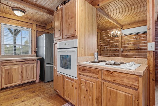 82 McKenzie Lane, Scott, AR 72142