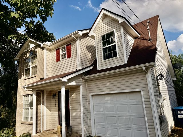 1303 E Nir Shreibman Blvd, La Vergne, TN 37086