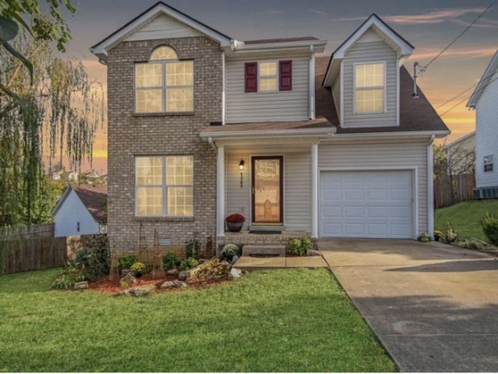 1303 E Nir Shreibman Blvd, La Vergne, TN 37086