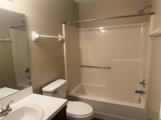 607 COUNTRY LANE NE 607, Winter Haven, FL 33881