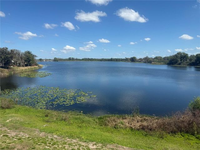 607 COUNTRY LANE NE 607, Winter Haven, FL 33881