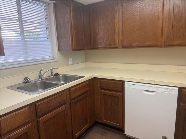 607 COUNTRY LANE NE 607, Winter Haven, FL 33881