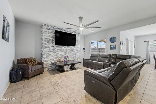 43703 W ACACIA Avenue, Maricopa, AZ 85138
