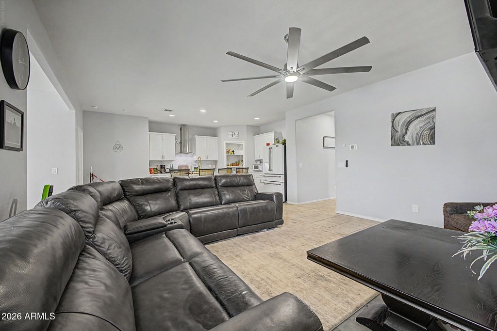 43703 W ACACIA Avenue, Maricopa, AZ 85138 — photo 4
