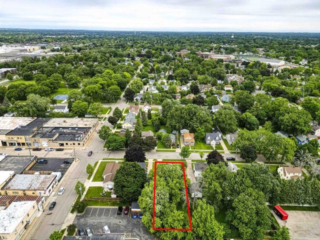 1513 W WASHINGTON STREET, Appleton, WI 54914