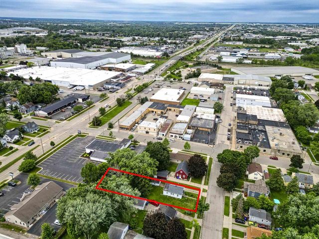 1513 W WASHINGTON STREET, Appleton, WI 54914