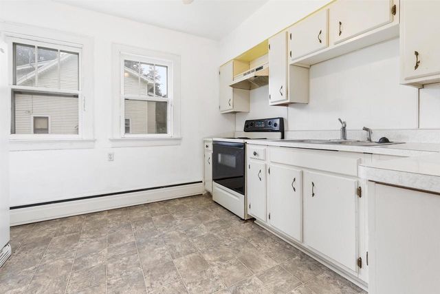 1513 W WASHINGTON STREET, Appleton, WI 54914