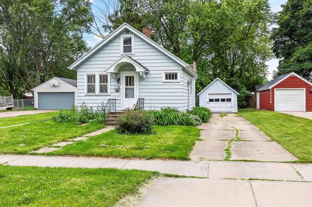 1513 W WASHINGTON STREET, Appleton, WI 54914