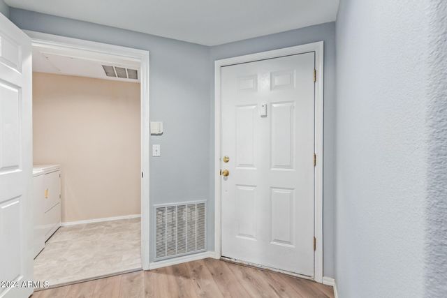 10030 W INDIAN SCHOOL Road 155, Phoenix, AZ 85037