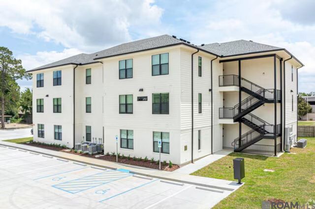 4747 Southpark Dr, Baton Rouge, LA 70816