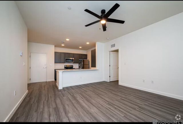 4747 Southpark Dr, Baton Rouge, LA 70816
