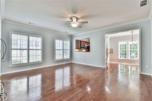 6218 Longleaf Drive, Hoschton, GA 30548
