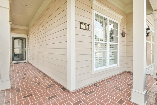 6218 Longleaf Drive, Hoschton, GA 30548