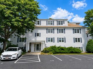 20 Webb Pl 1A, Mansfield, MA 02048