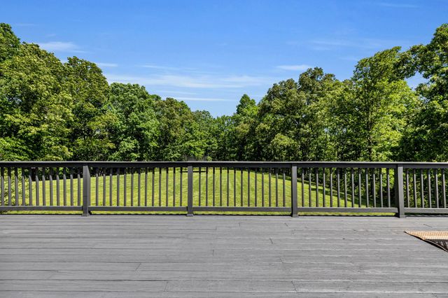 2993 Hobbitshire Dr, Centerville, TN 37033