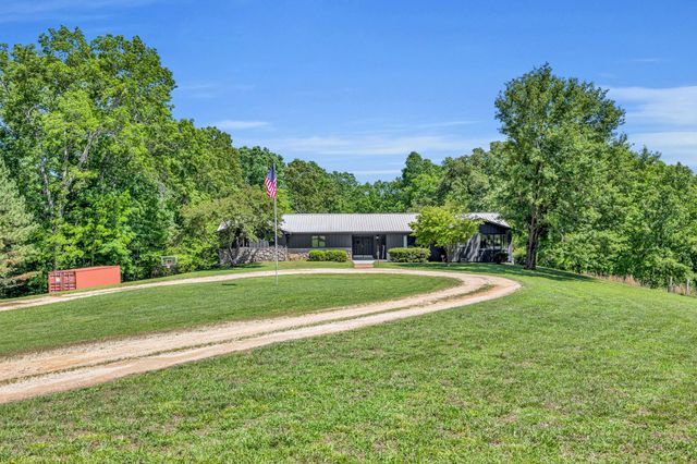 2993 Hobbitshire Dr, Centerville, TN 37033
