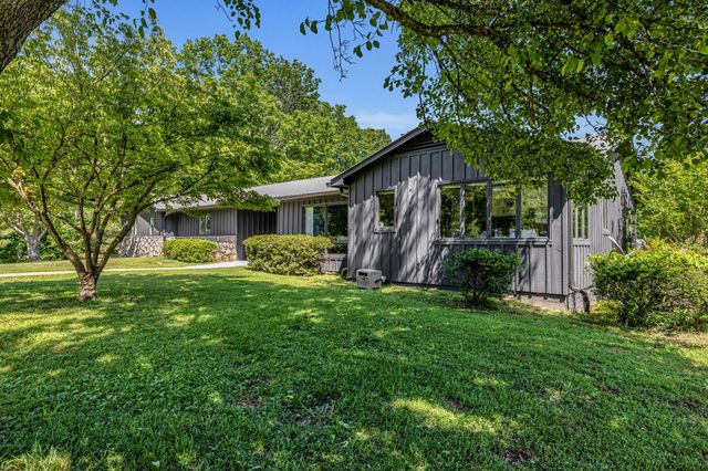 2993 Hobbitshire Dr, Centerville, TN 37033