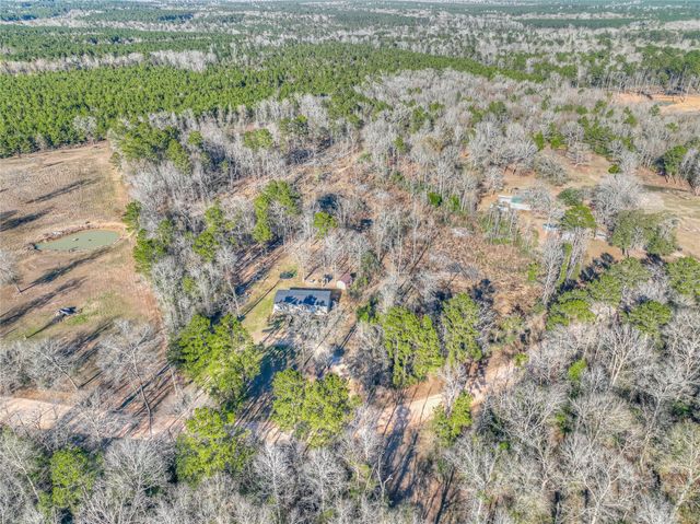 2757 E Capps Road, Livingston, TX 77351