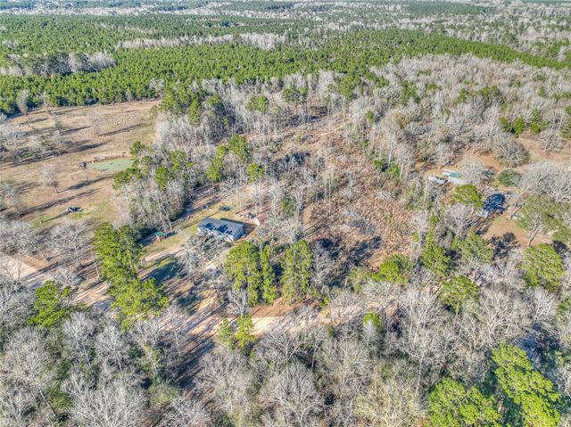 2757 E Capps Road, Livingston, TX 77351