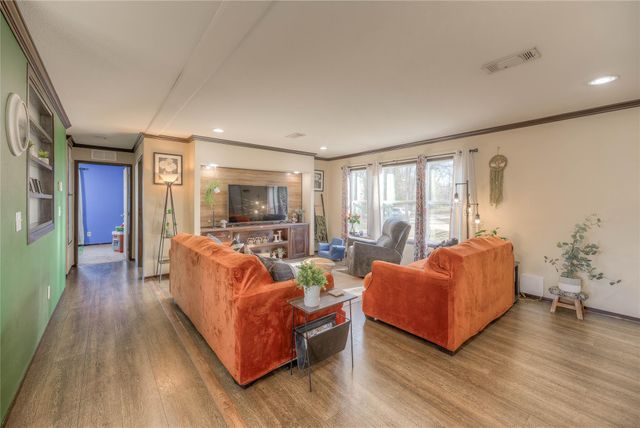 2757 E Capps Road, Livingston, TX 77351