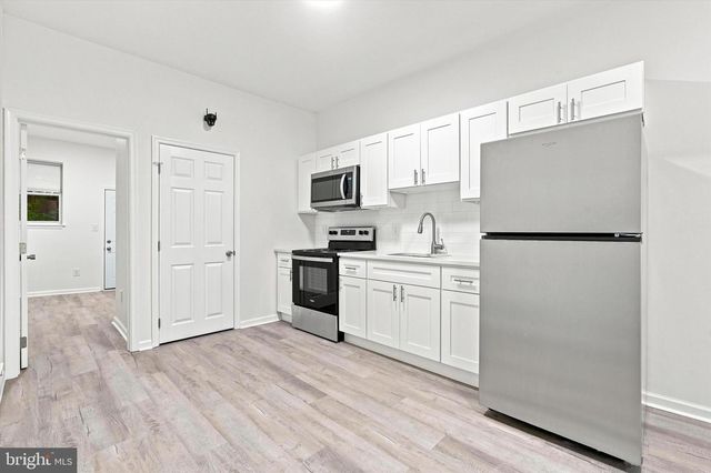 3238 N WOODSTOCK ST, Philadelphia, PA 19140