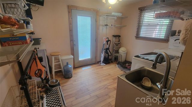 1082 Maple Street, Granite Falls, NC 28630