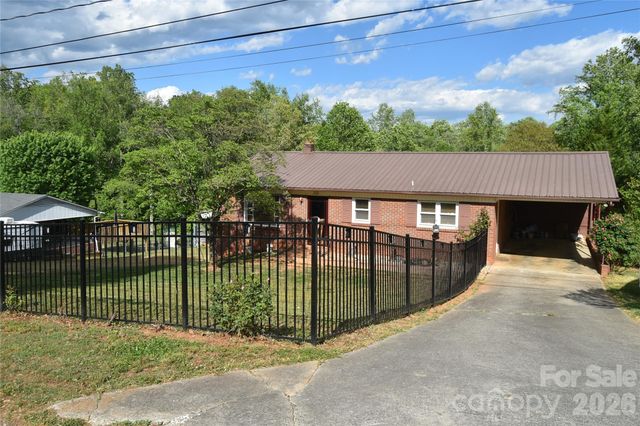 1082 Maple Street, Granite Falls, NC 28630