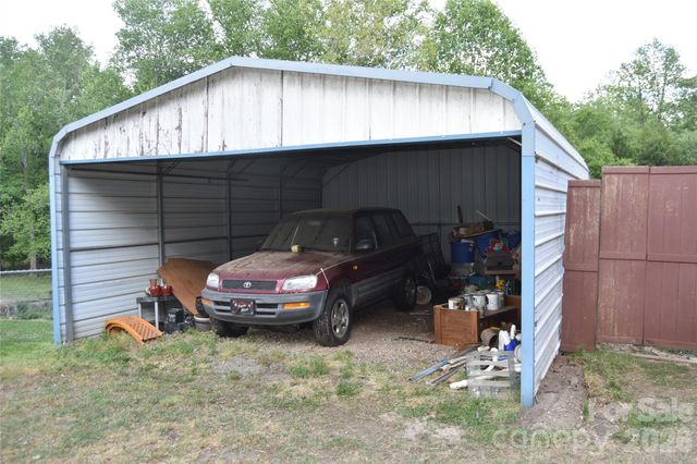1082 Maple Street, Granite Falls, NC 28630