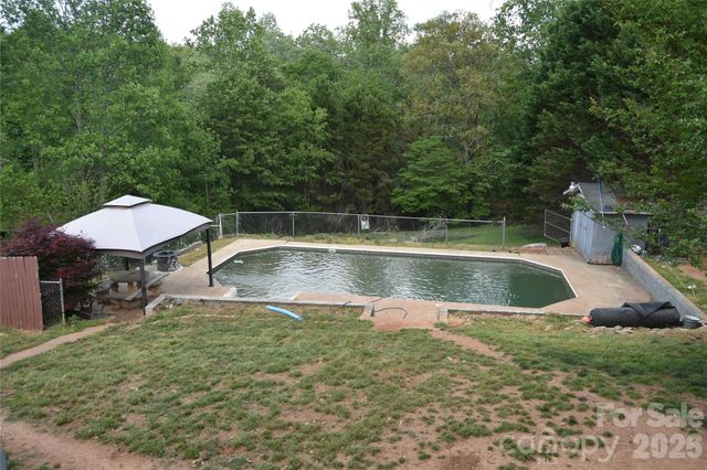1082 Maple Street, Granite Falls, NC 28630