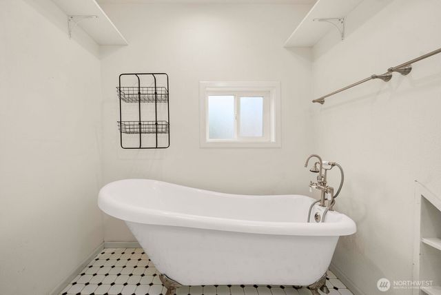 46709 284th Avenue SE, Enumclaw, WA 98022